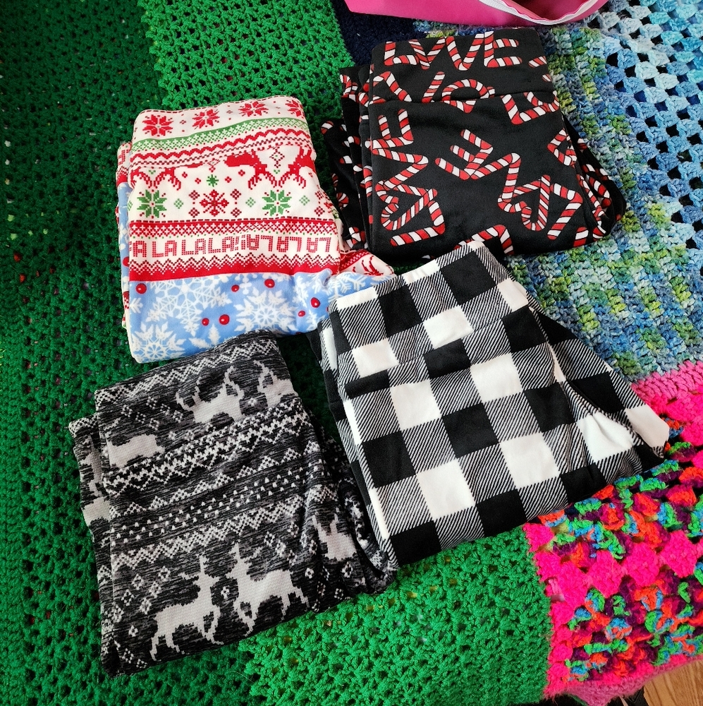 Lot of 4 leggings